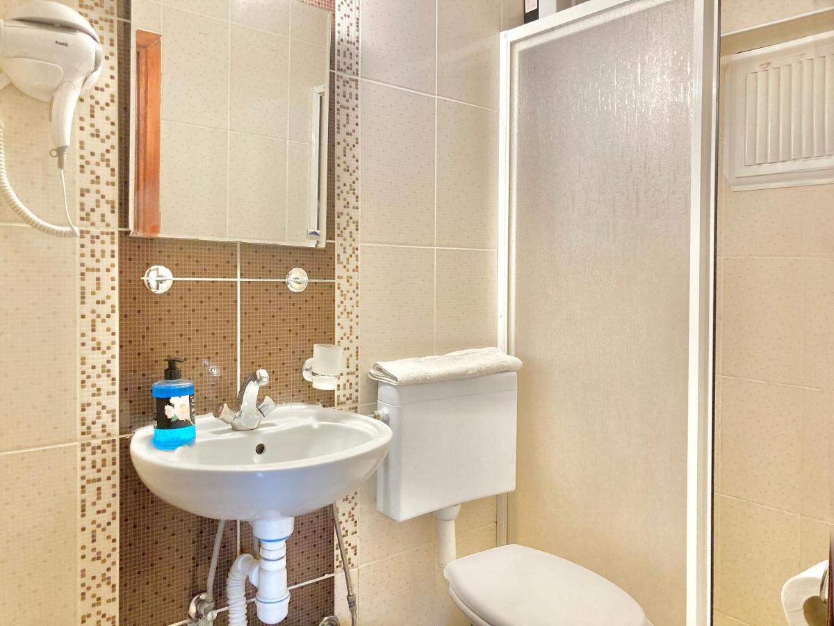 Amigo Apart Aparthotel Akyaka  Bagian luar foto